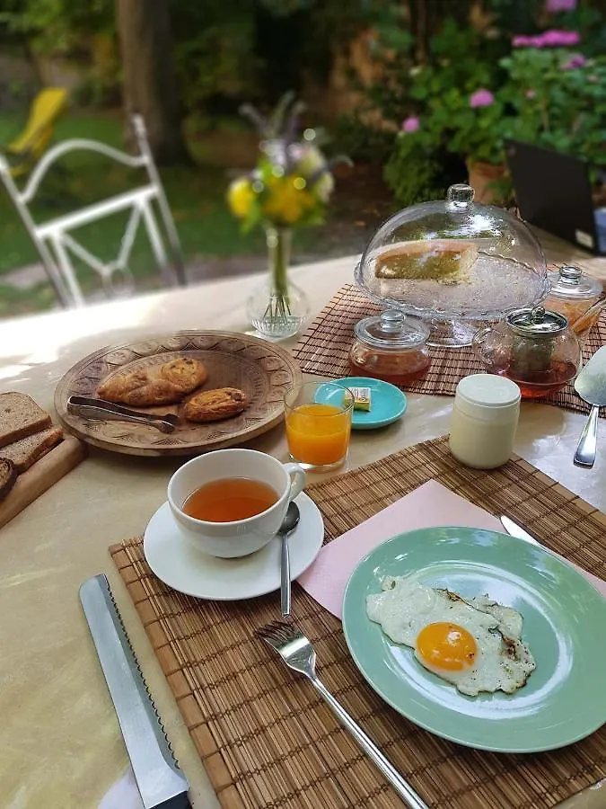 Bed And Breakfast Jardin De Marie Aix-en-Provence Bed & Breakfast