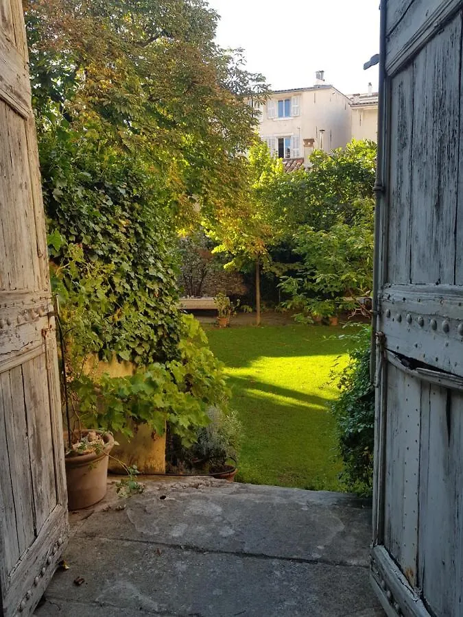 Bed And Breakfast Jardin De Marie Aix-en-Provence