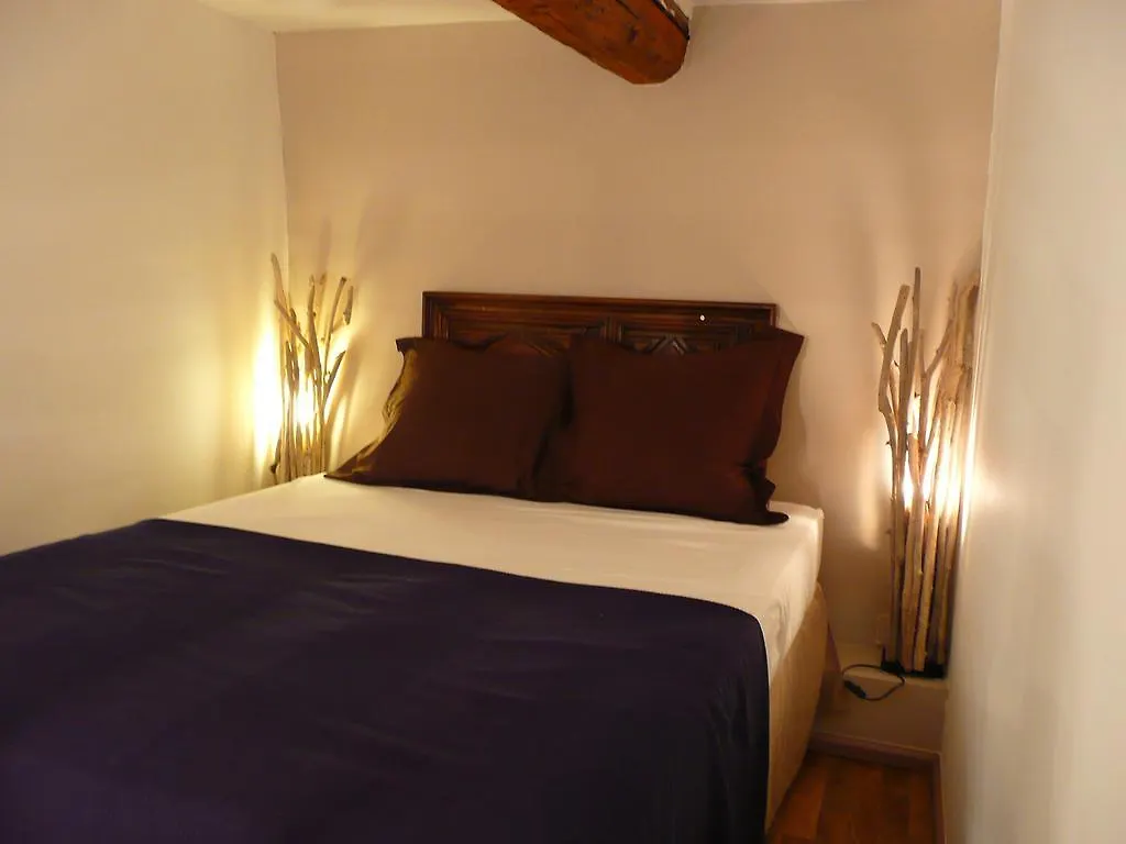 Bed And Breakfast Jardin De Marie Aix-en-Provence Bed & Breakfast