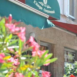 https://logis-hotel-lange-couronne.hotels-rhonealpes.com