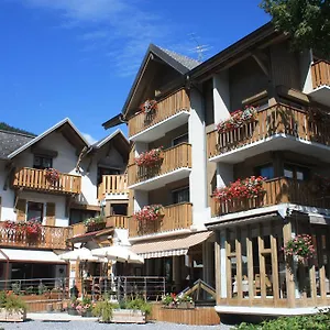 https://logis-hotel-gai-soleil-samoens.hotels-rhonealpes.com